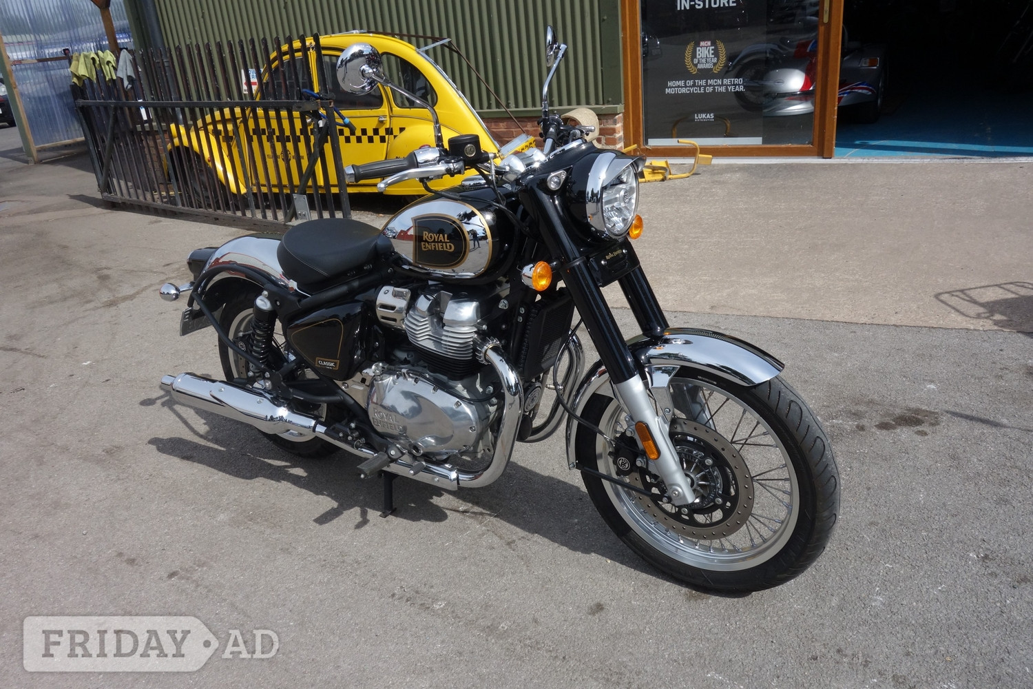 Royal Enfield Classic 2025 in Rugeley