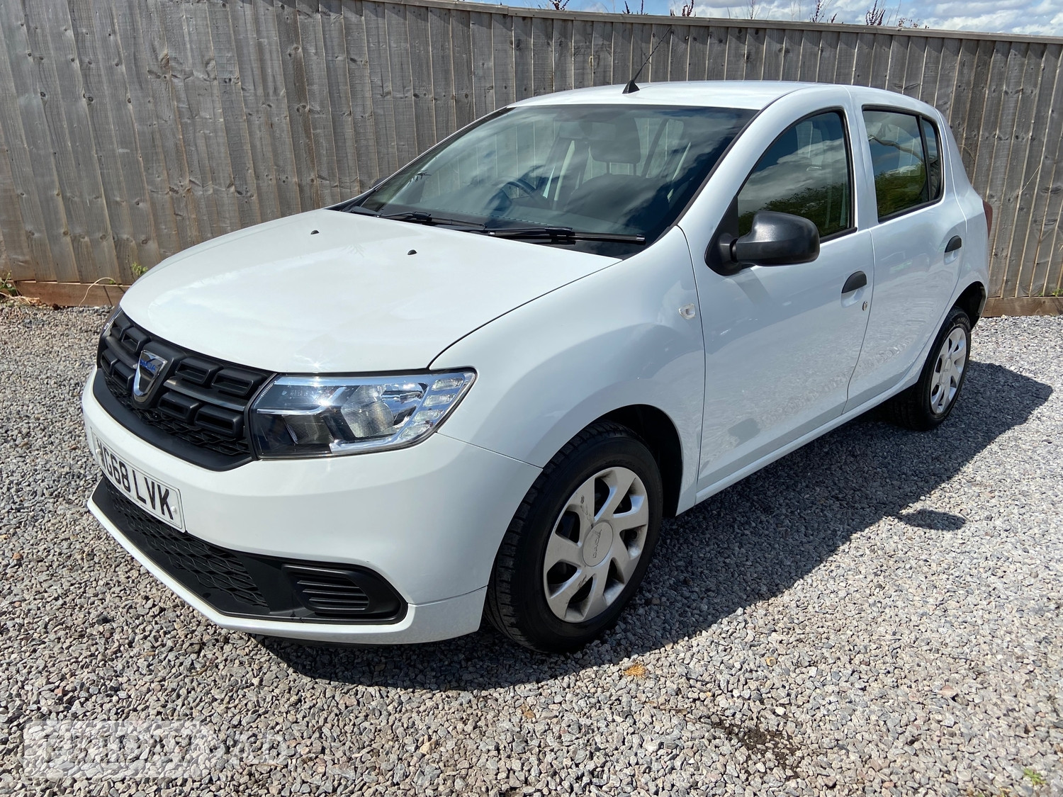 Dacia Sandero 2018 - Cars in Exeter