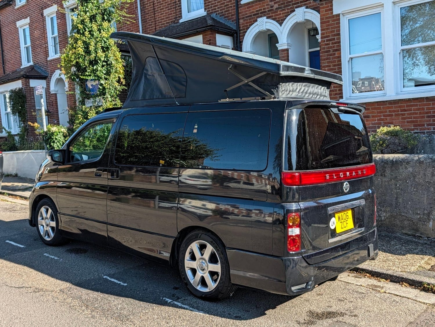 [4 berth ]Nissan Elgrand Campervan Conversion