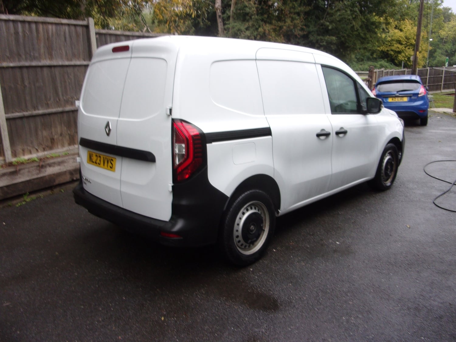 [ berth ]Renault Kangoo