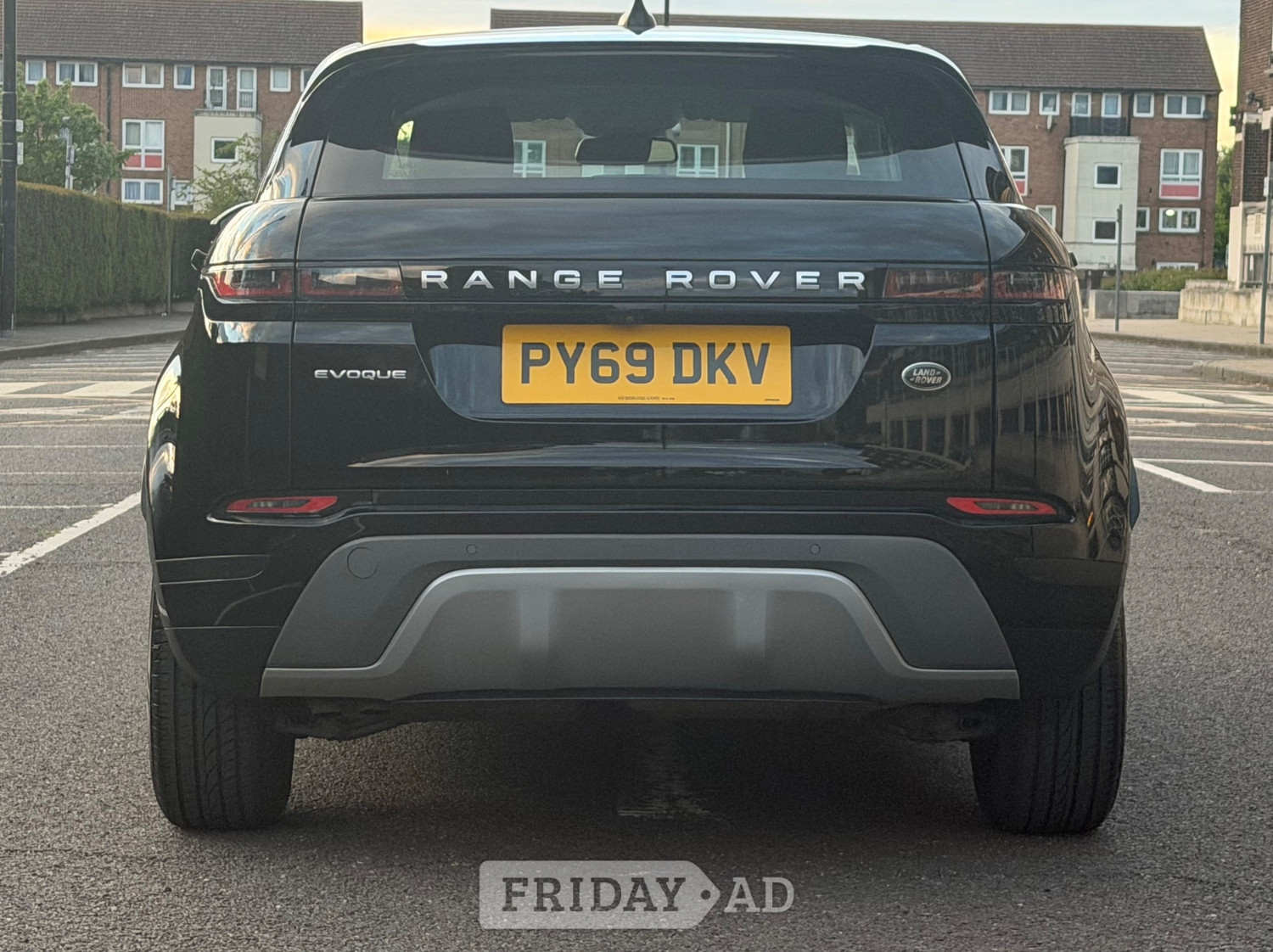 Land Rover Range Rover Evoque 2019 - Cars in Barking