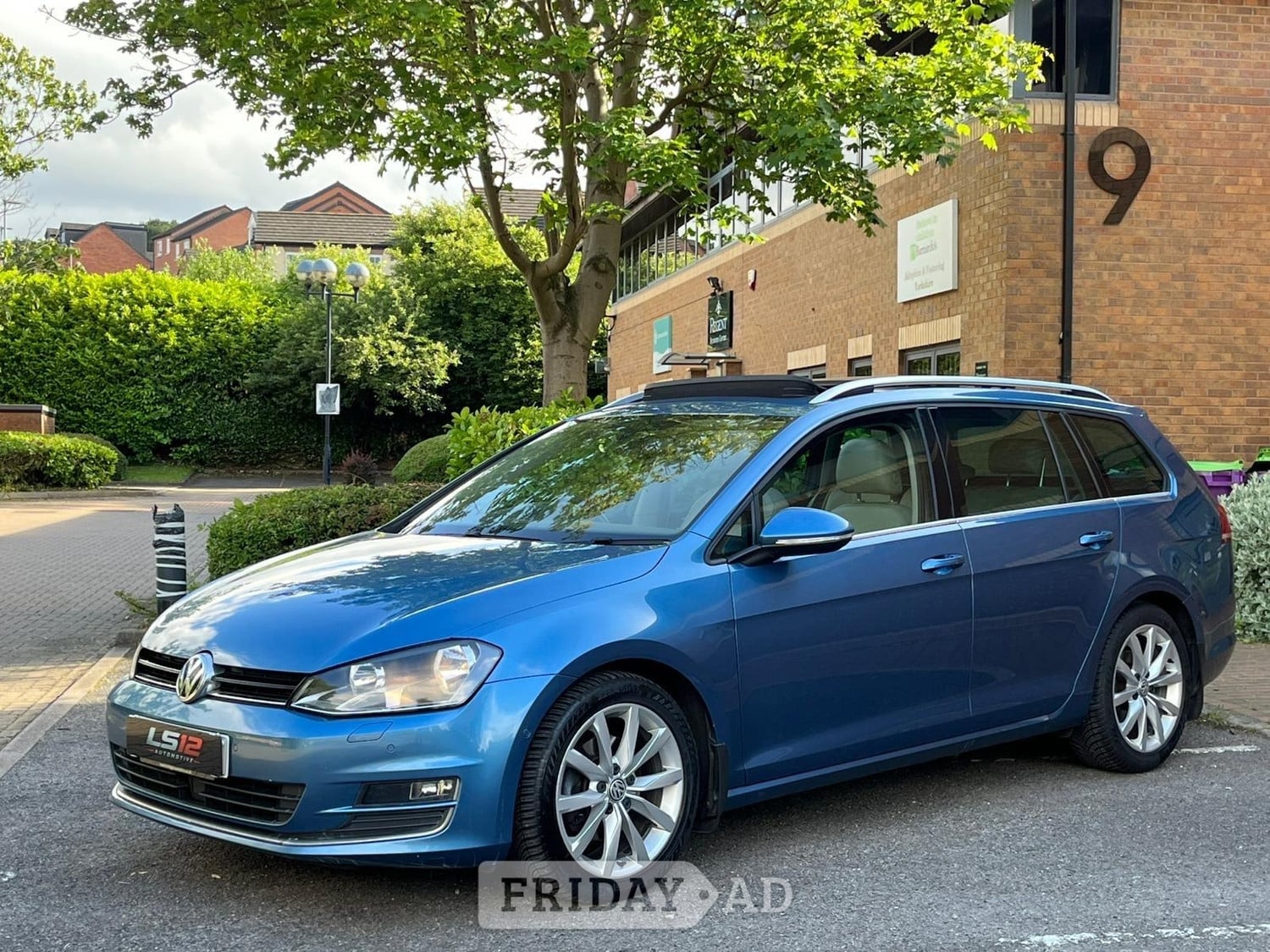 [ berth ]Volkswagen Golf