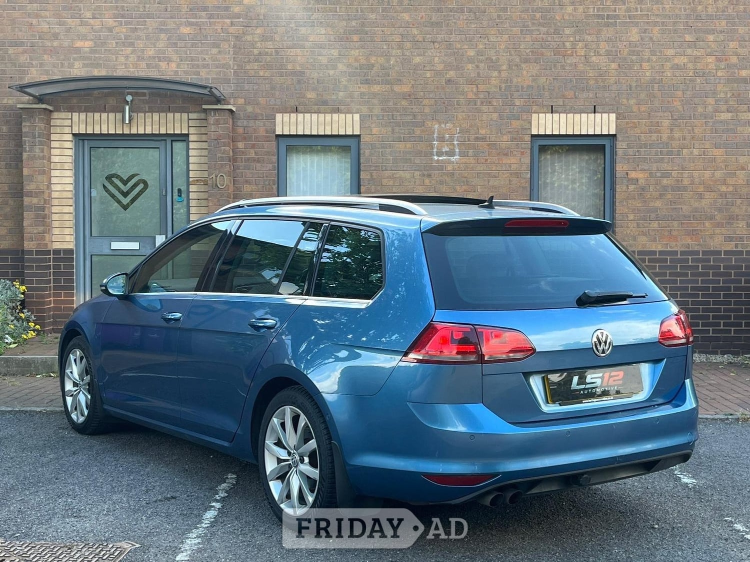 Volkswagen Golf 2014 - Cars in Leeds