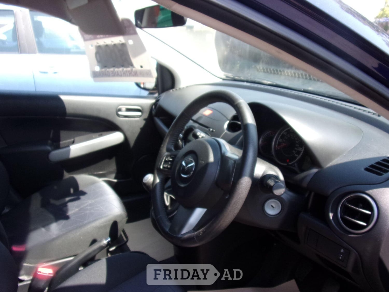 Mazda Mazda2 2013 - Cars in Aldershot