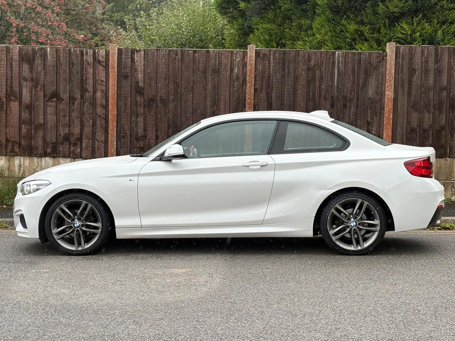 BMW 2 Series 2018 - Cars