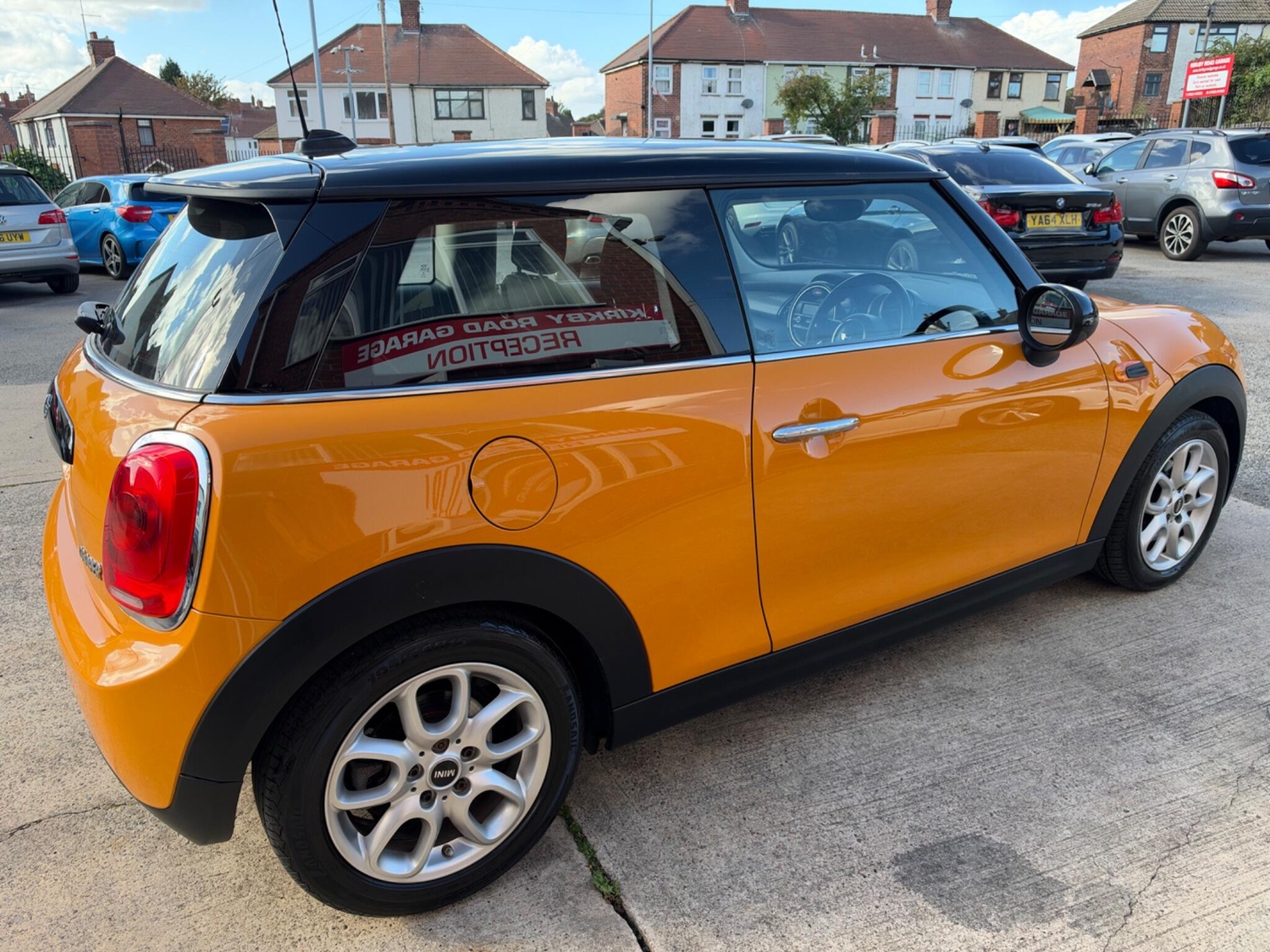 Mini Hatch 2017 - Cars in Nottingham