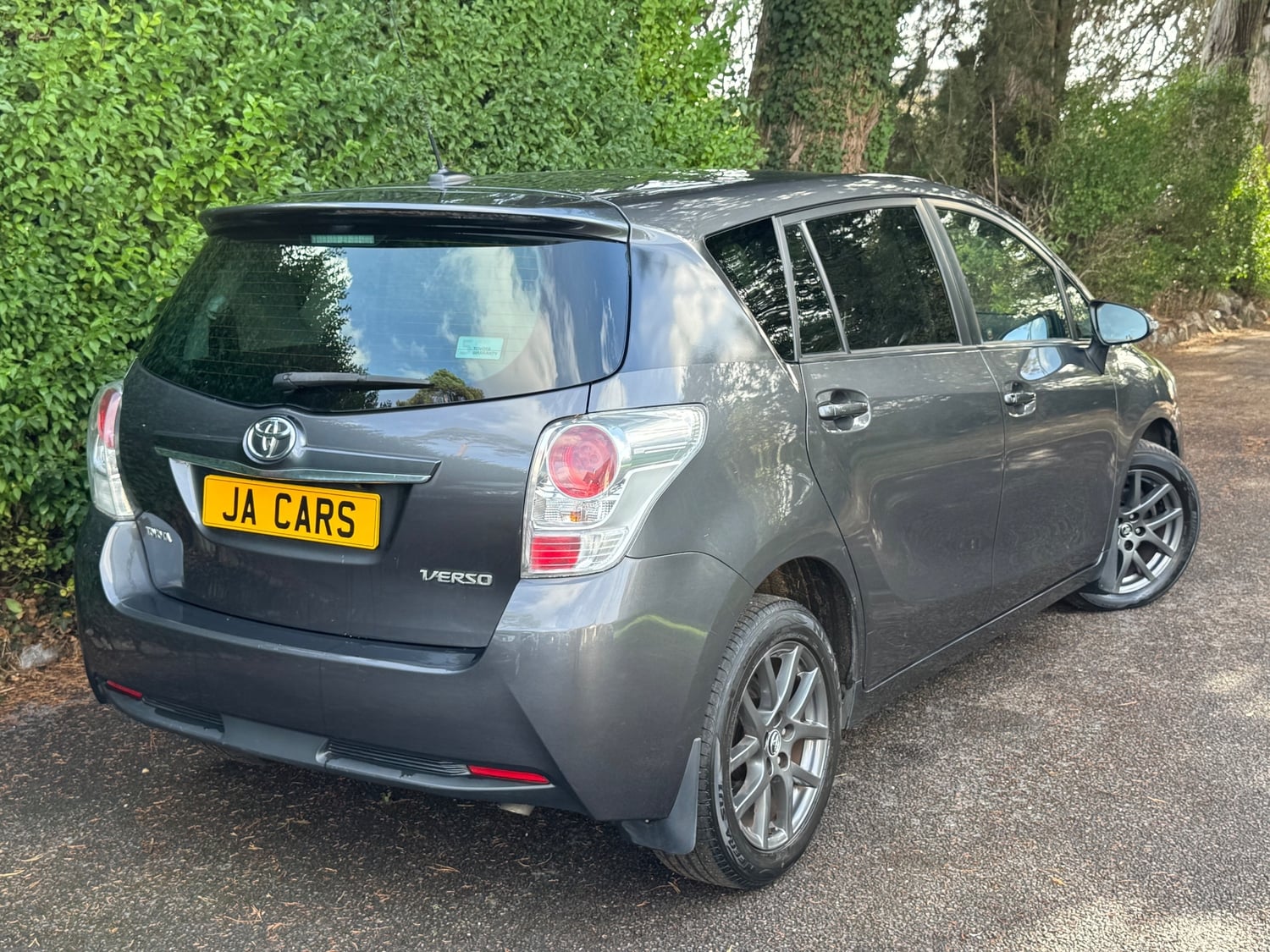 [ berth ]Toyota Verso