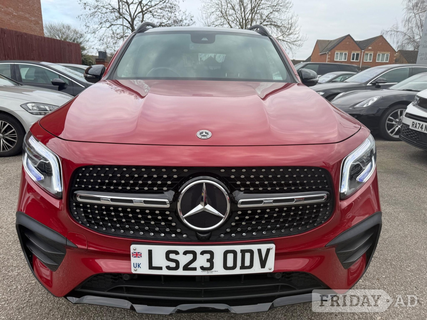[ berth ]Mercedes-Benz GLB