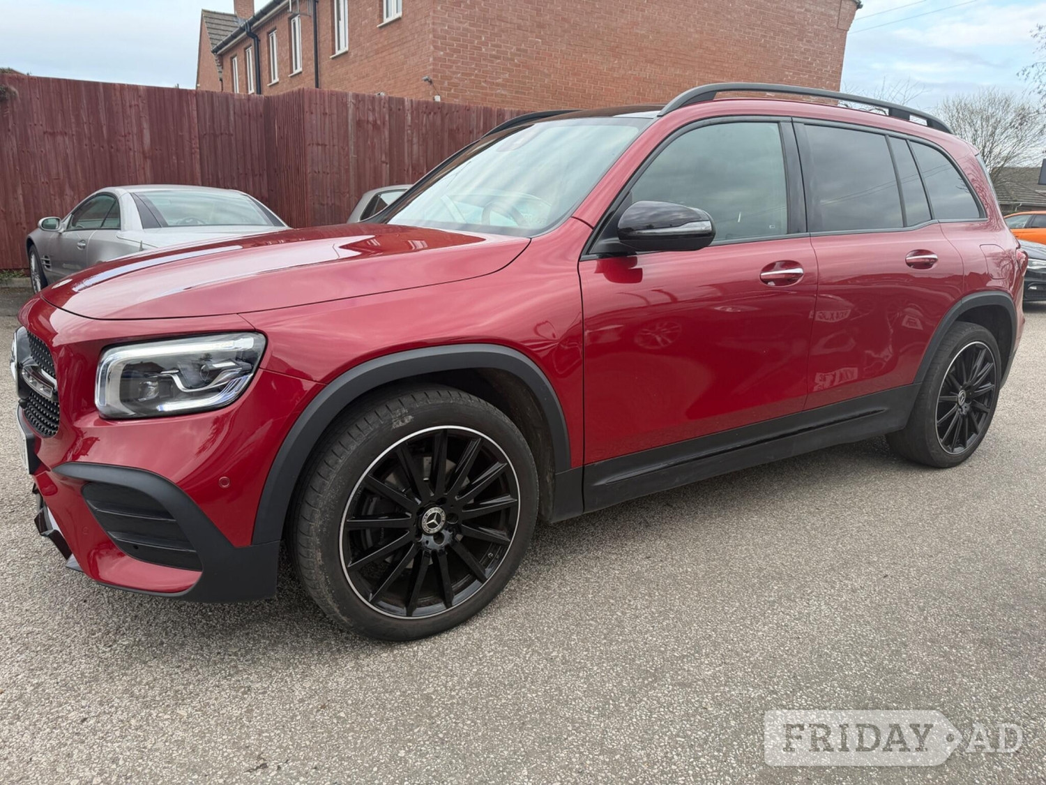 Mercedes-Benz GLB 2023 - Cars