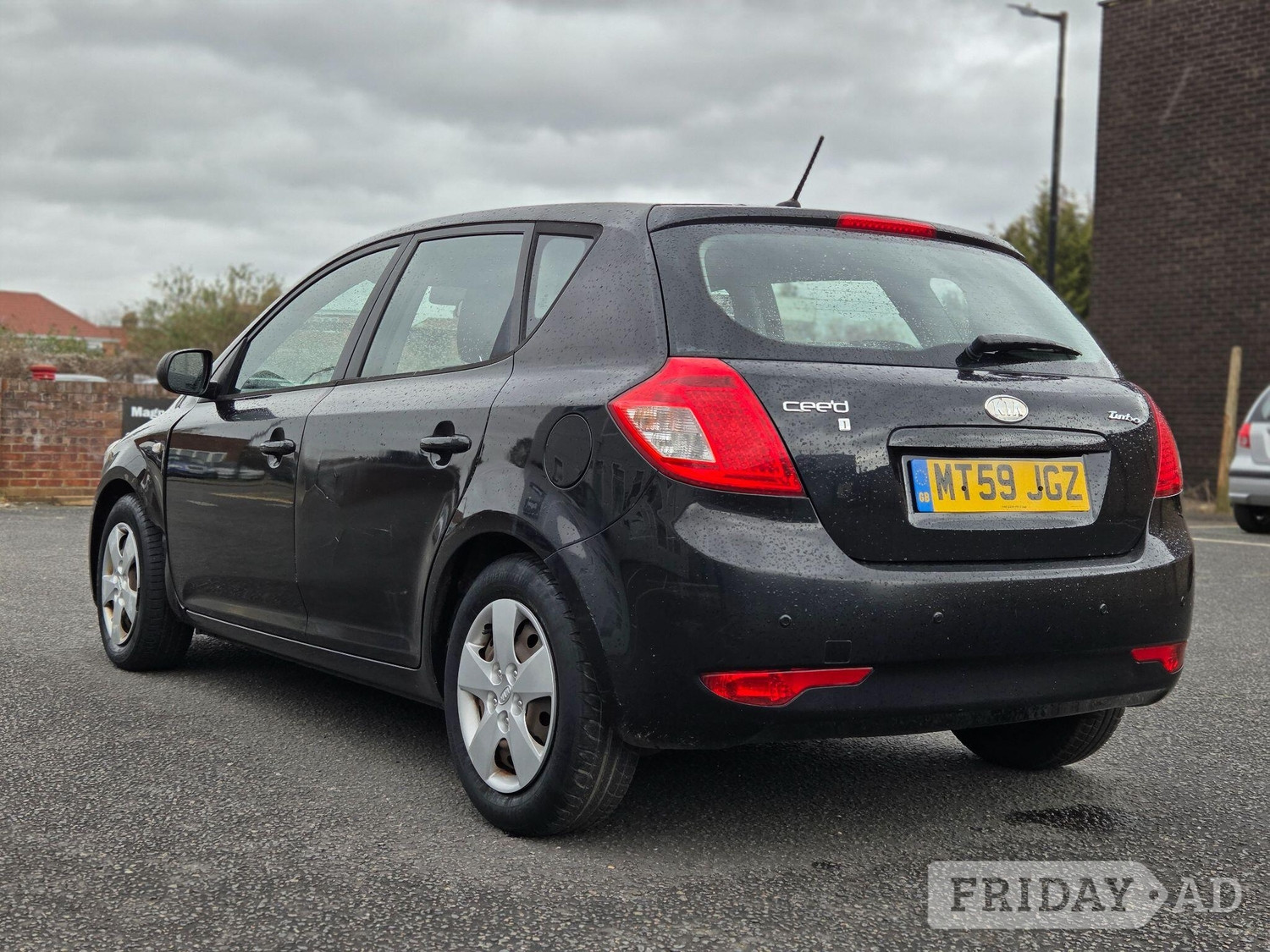 [ berth ]Kia Ceed