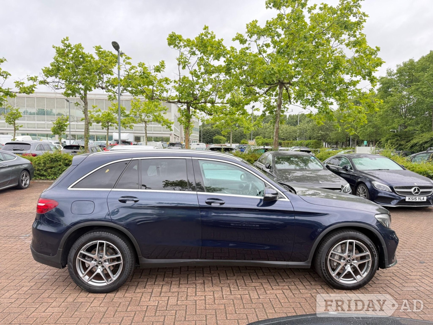 [ berth ]Mercedes-Benz GLC