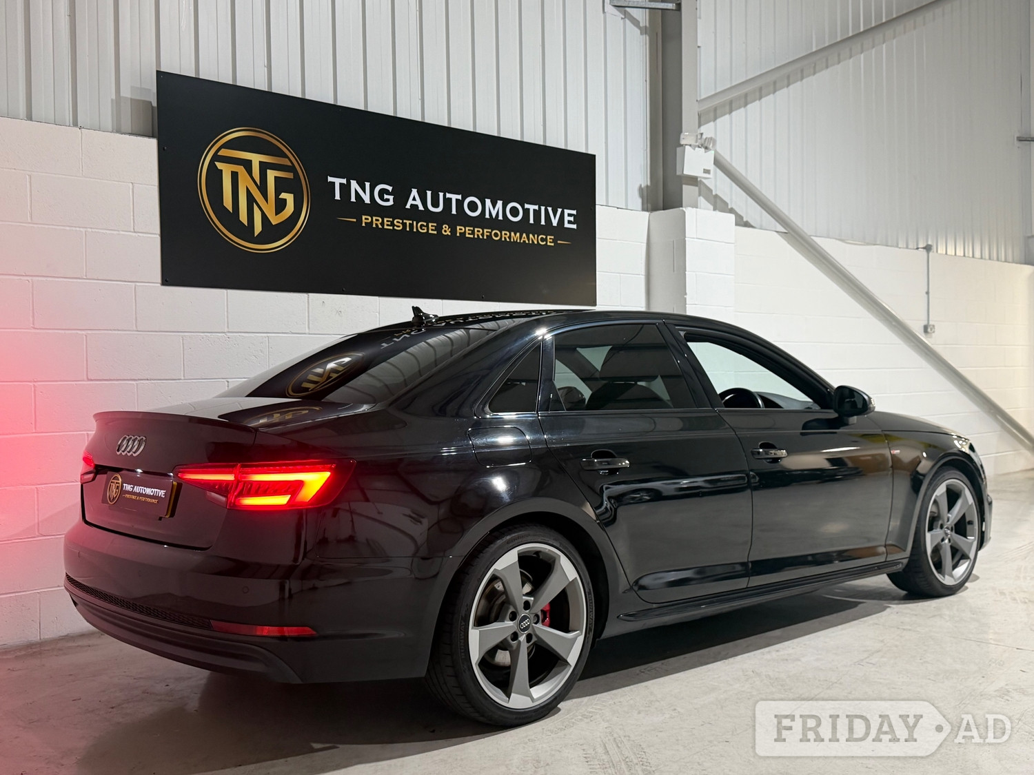Audi A4 2018 - Cars in Croydon