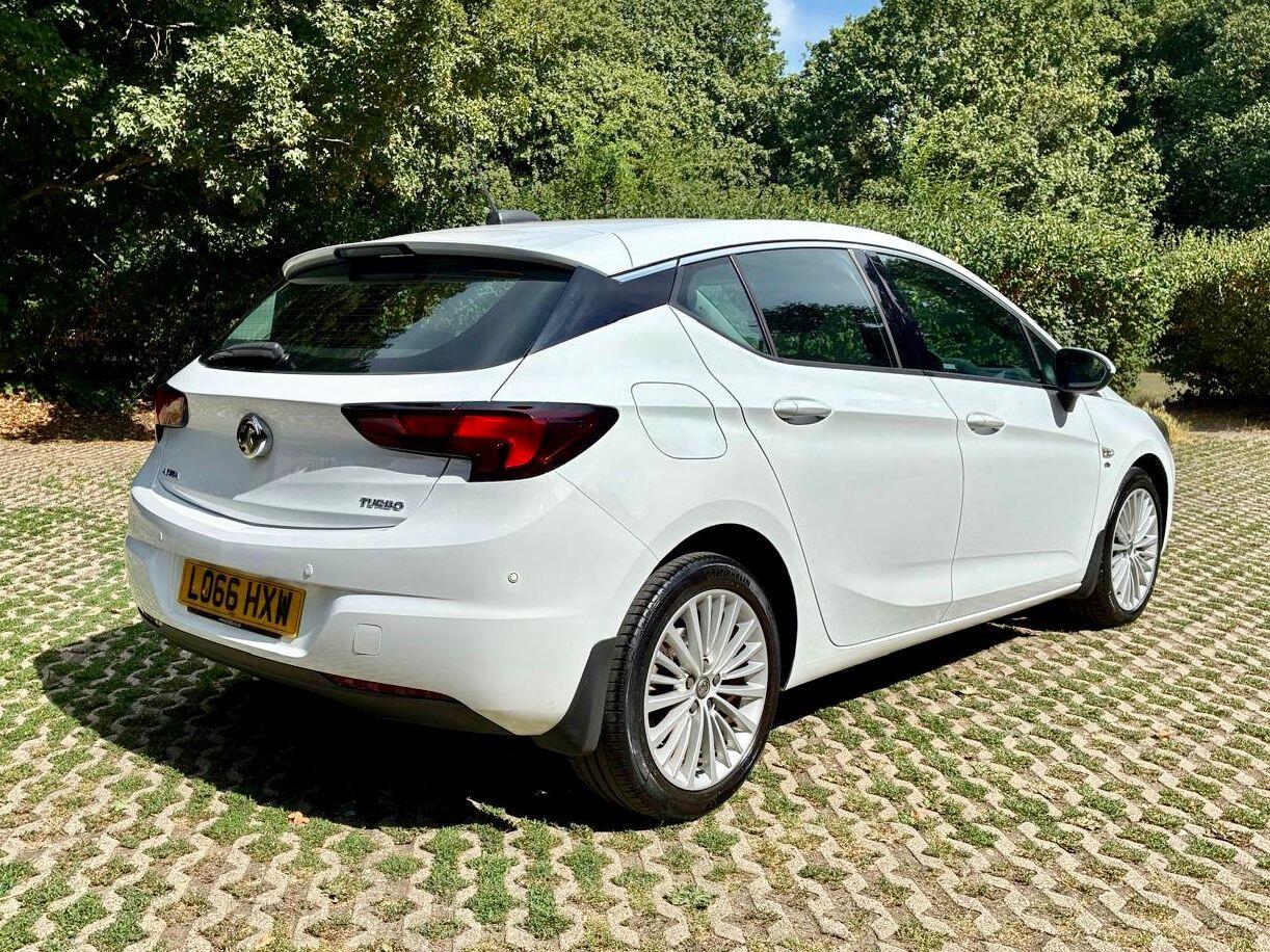 Vauxhall Astra 2016 - Cars in Guildford