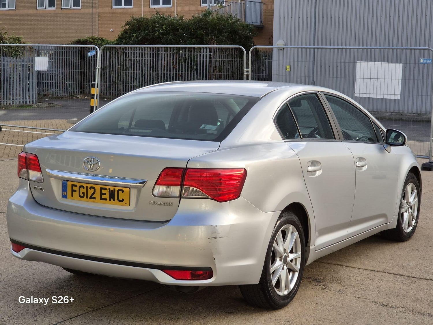 [ berth ]Toyota Avensis