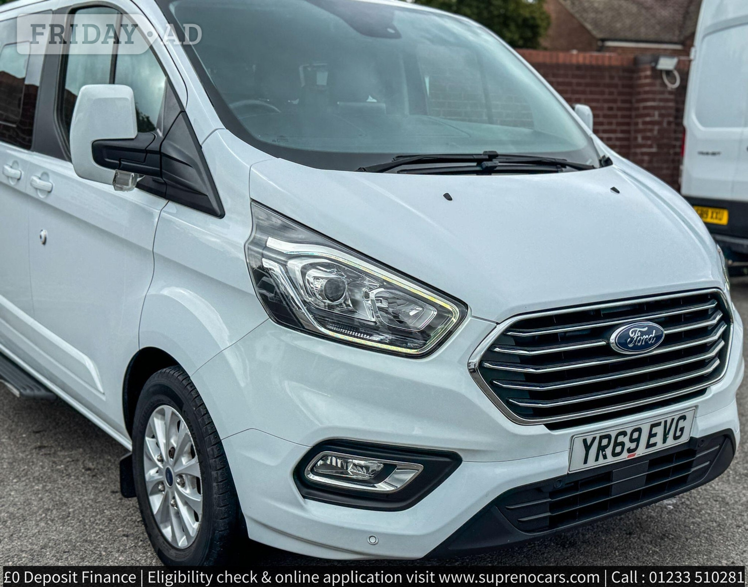 Ford Tourneo Custom 2019 - Vans & Commercial Vehicles