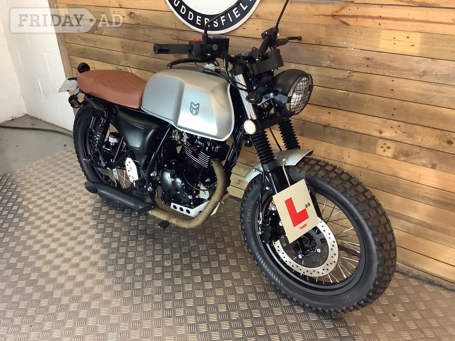 Mutt Akita 2021 - Motorbikes, Scooters & Quads