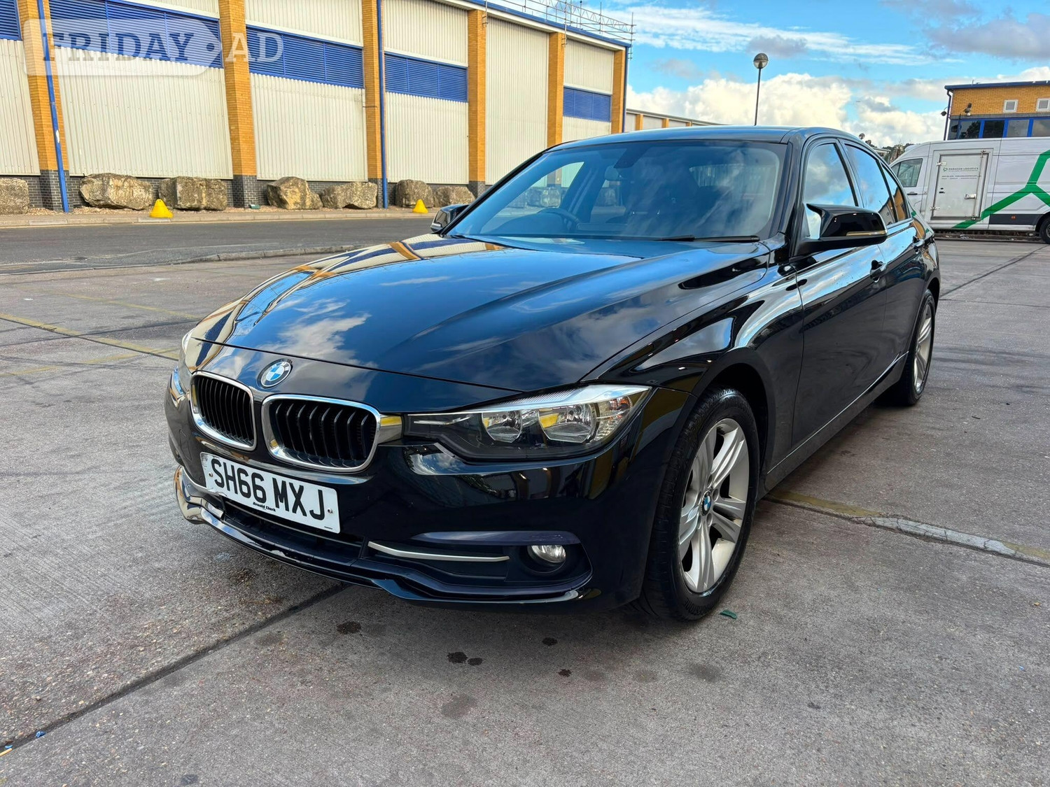 [ berth ]BMW 3 Series