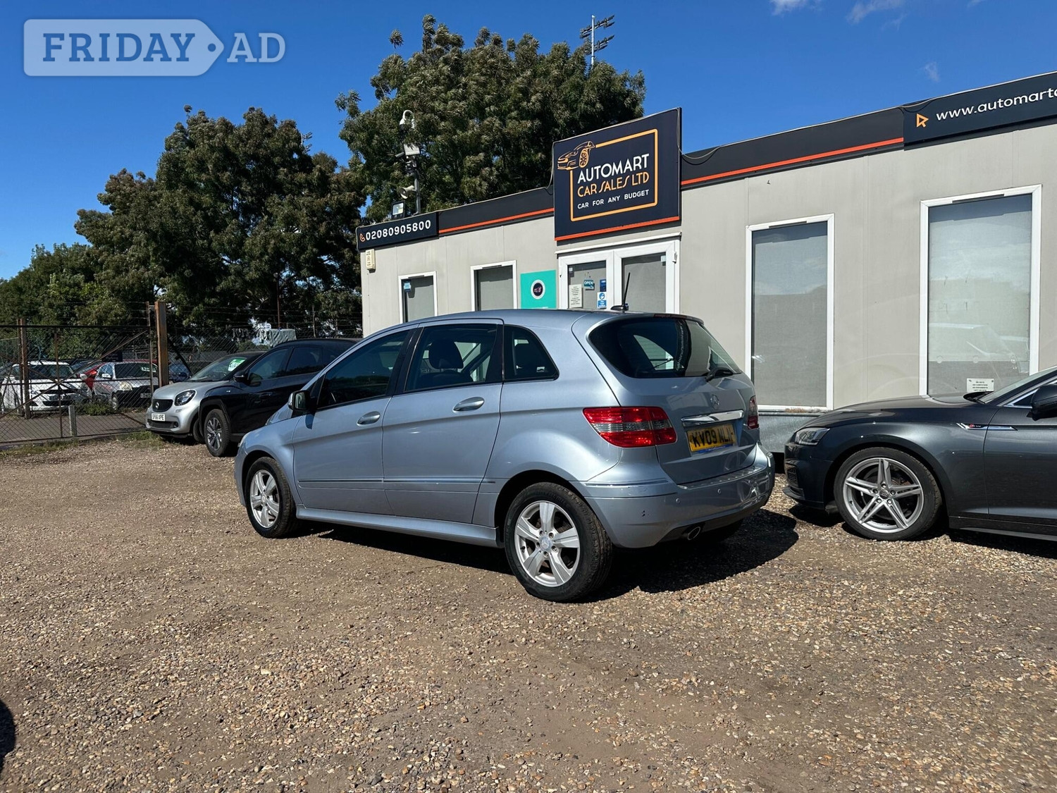 Mercedes-Benz B Class 2009 - Cars in Sunbury-On-Thames