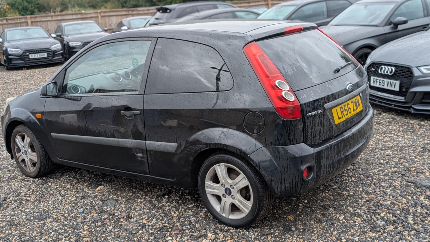 [ berth ]Ford Fiesta