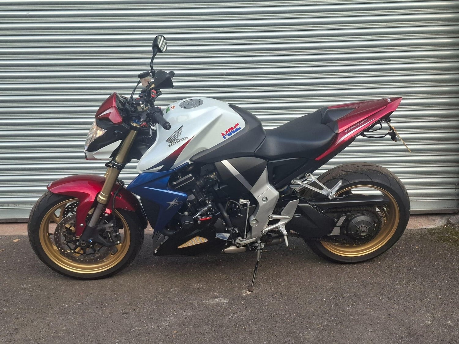 Honda CB 2013 - Motorbikes, Scooters & Quads