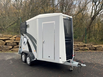 Equi-Trek Apollo Up to 3.5 tonnes Horse Trailer