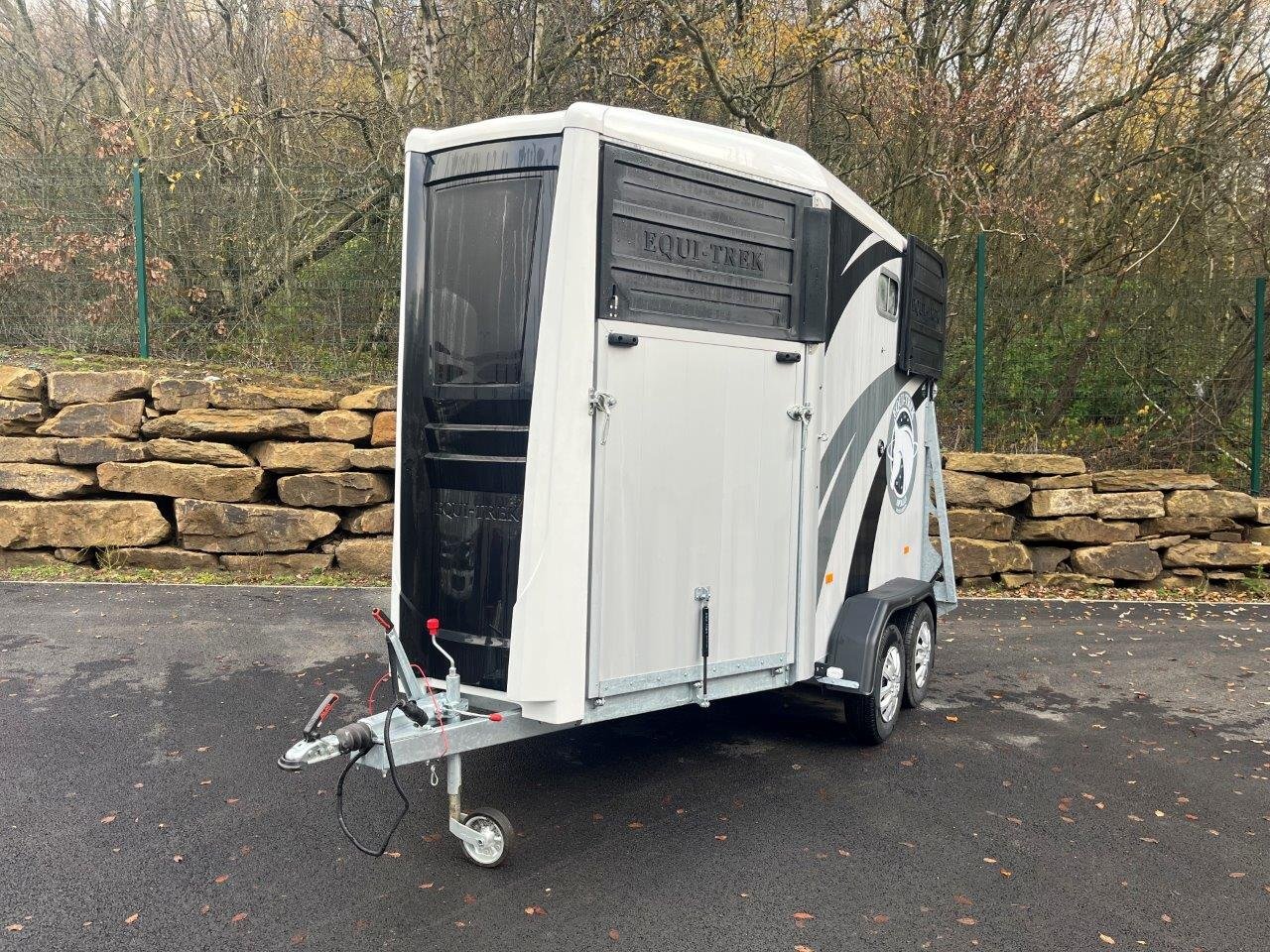 Equi-Trek Apollo Up to 3.5 tonnes Horse Trailer - Trailers & Horseboxes in Sheffield