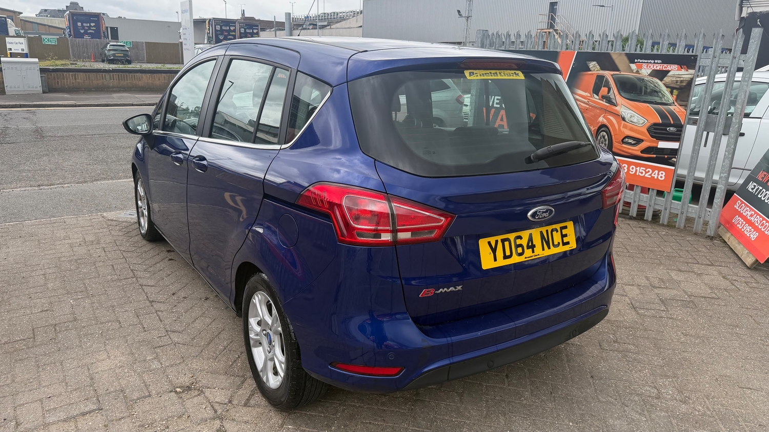[ berth ]Ford B-MAX