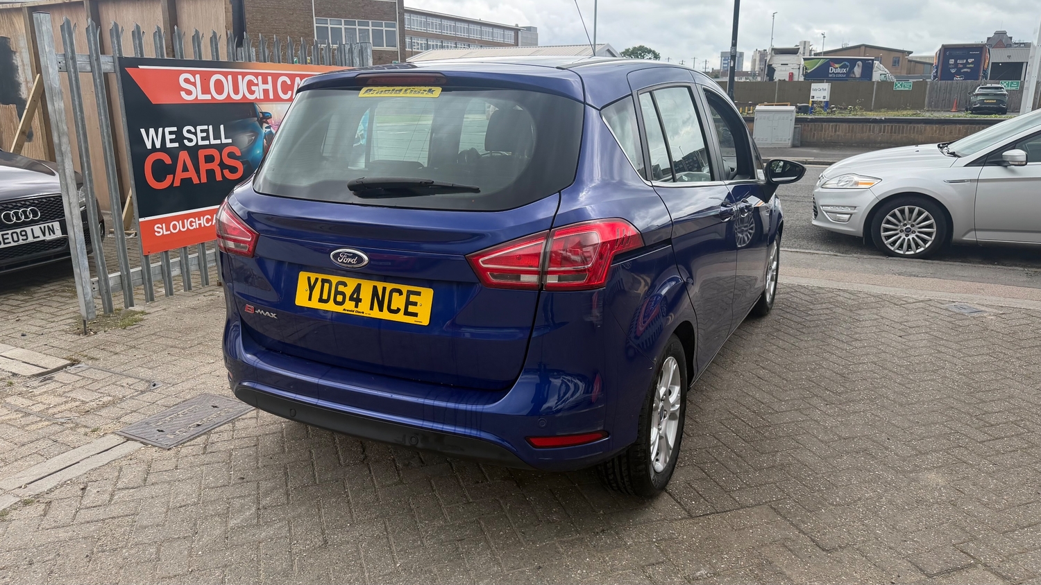 Ford B-MAX 2014 - Cars in Slough