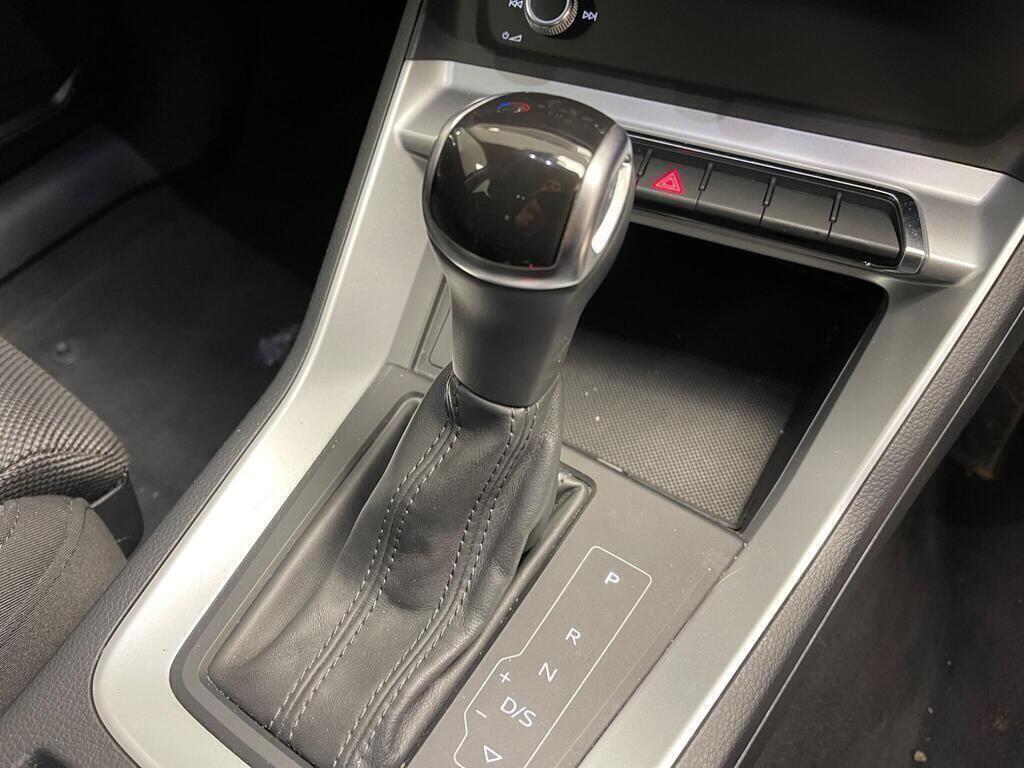 Audi Q3 2019 - Cars