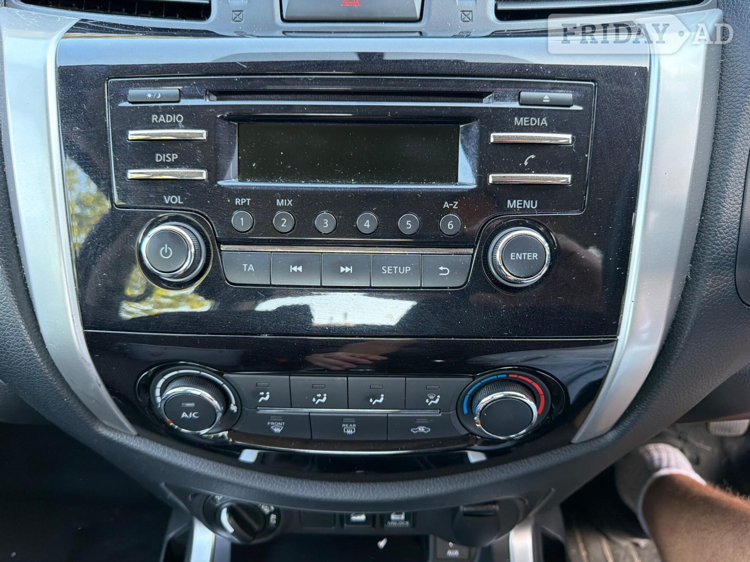 [ berth ]Nissan Navara