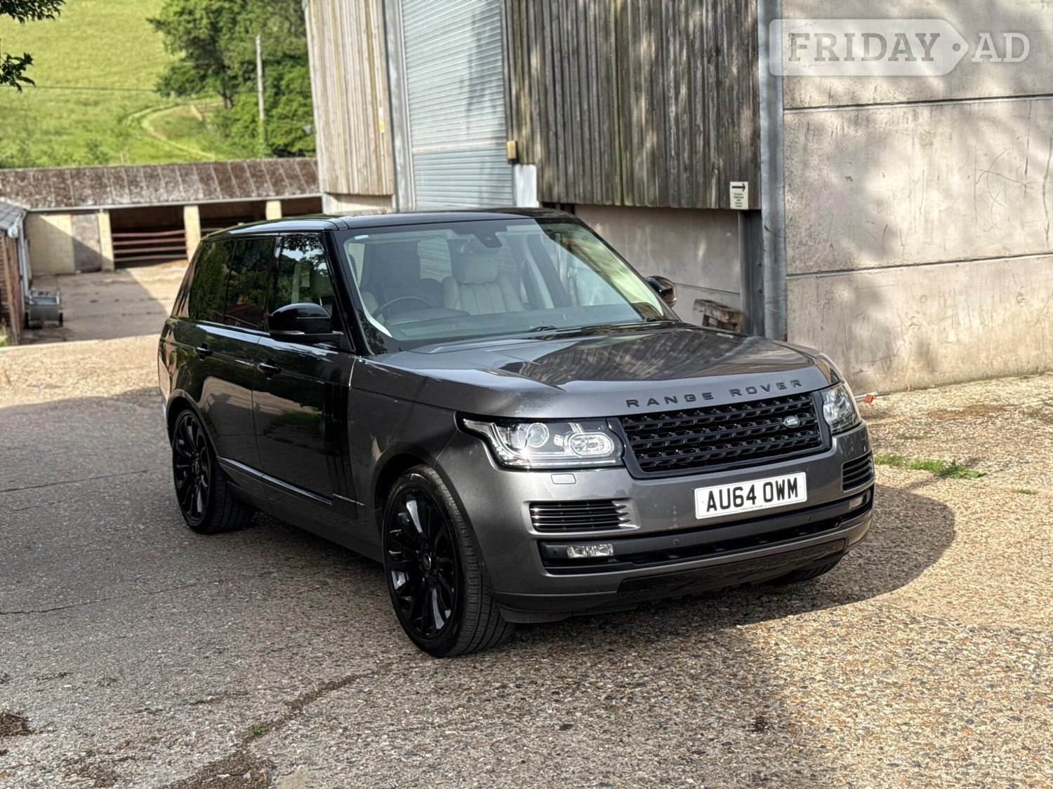 [ berth ]Land Rover Range Rover