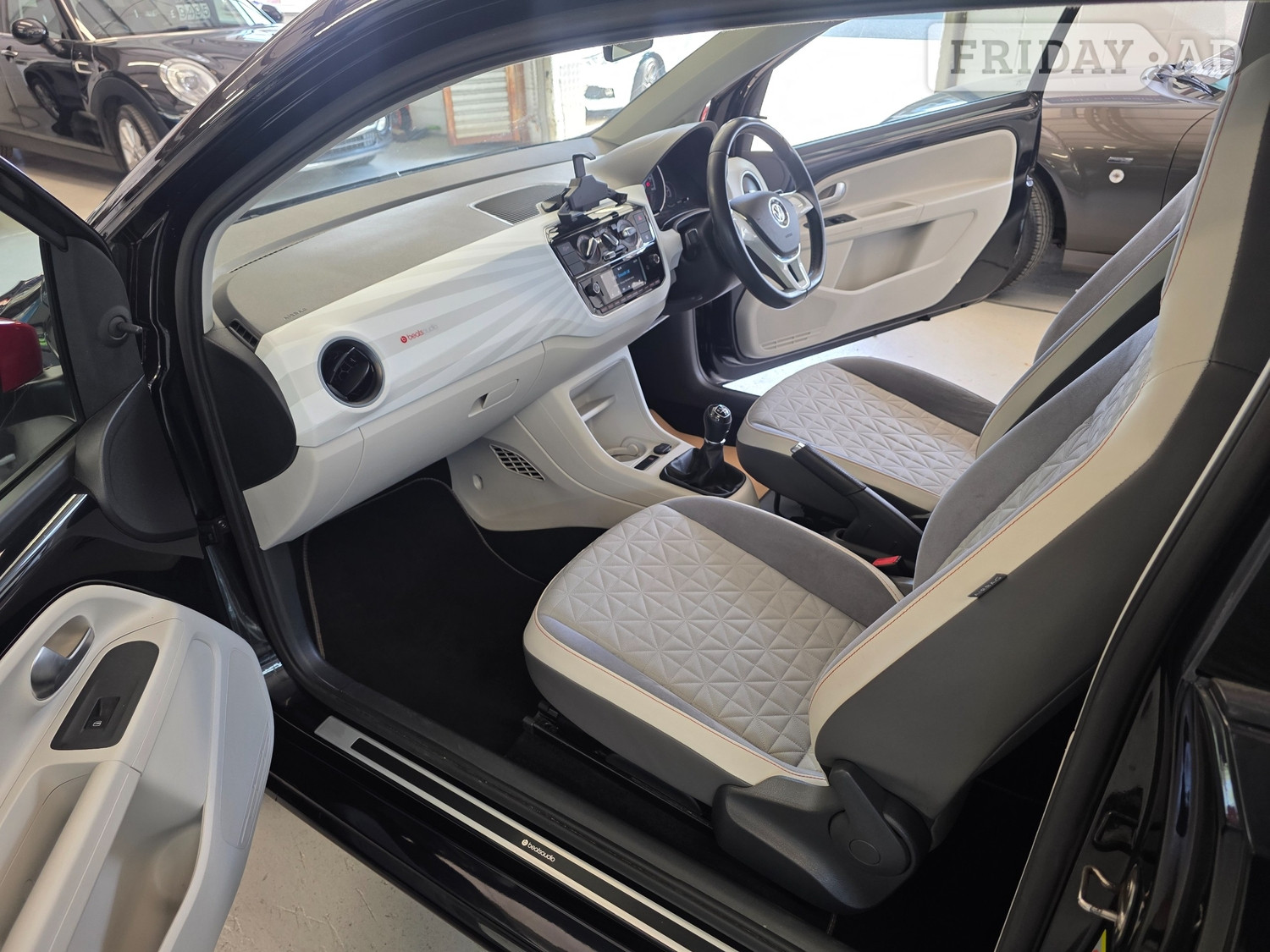 Volkswagen UP! 2018 - Cars in Storrington