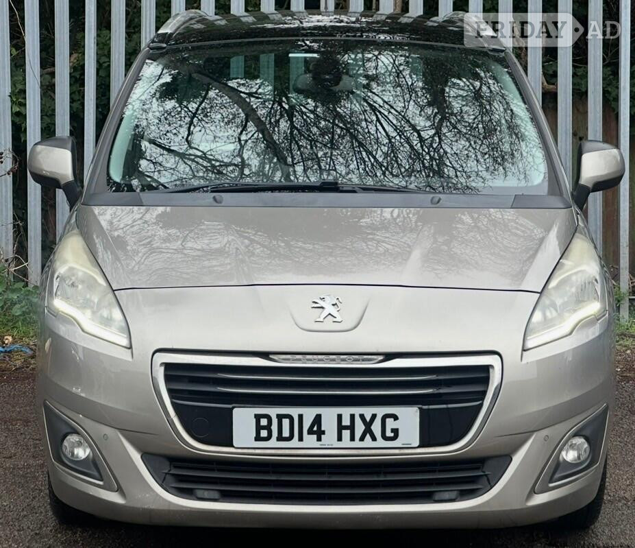 [ berth ]Peugeot 5008