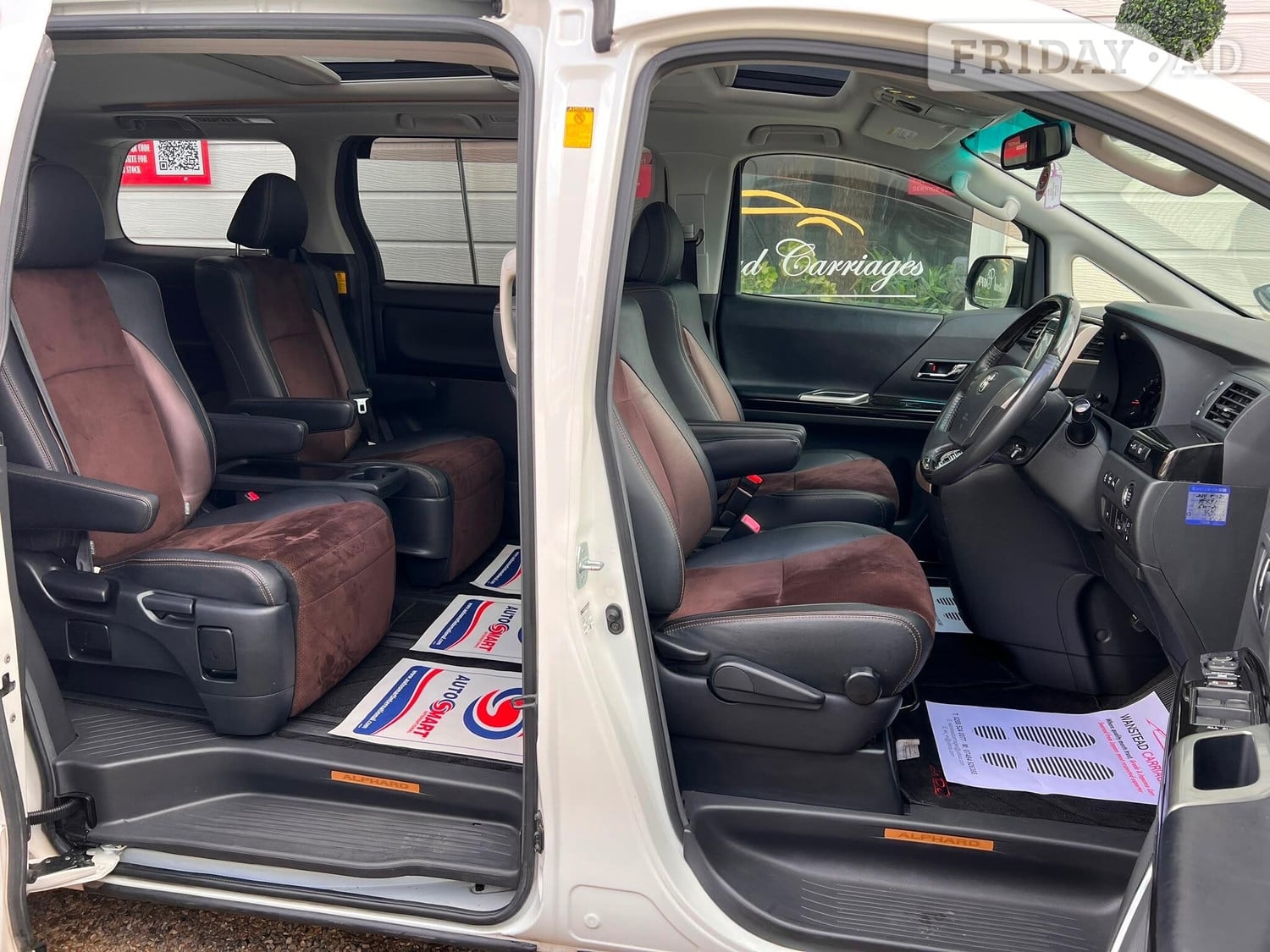 Toyota Alphard Chingford