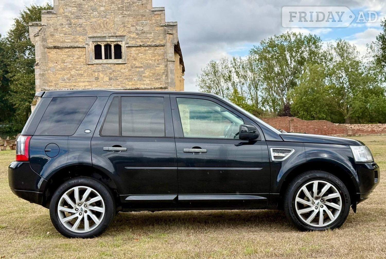 [ berth ]Land Rover Freelander 2