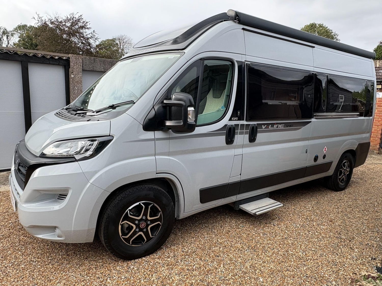 Auto-Trail V-Line 610 Sport Shoeburyness