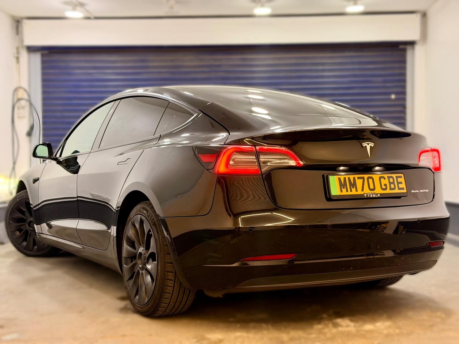 [ berth ]Tesla Model 3