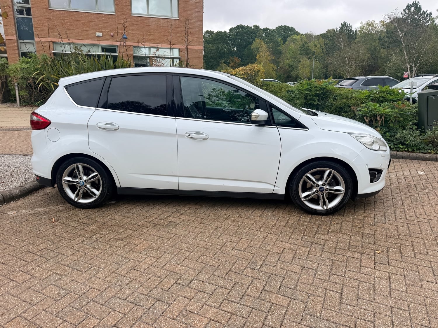 Ford C-MAX 2015 - Cars