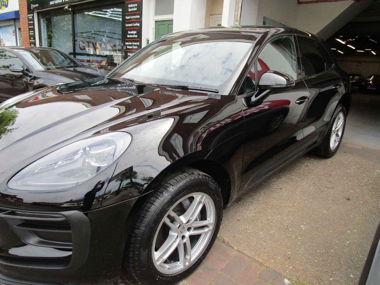Porsche Macan 2023 - Cars in Kingston Upon Thames