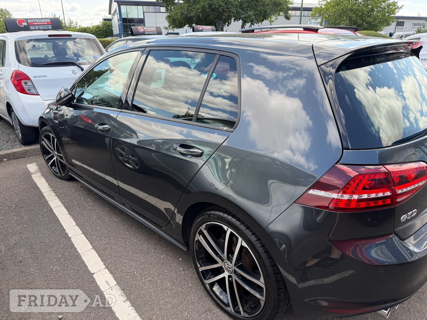 [ berth ]Volkswagen Golf