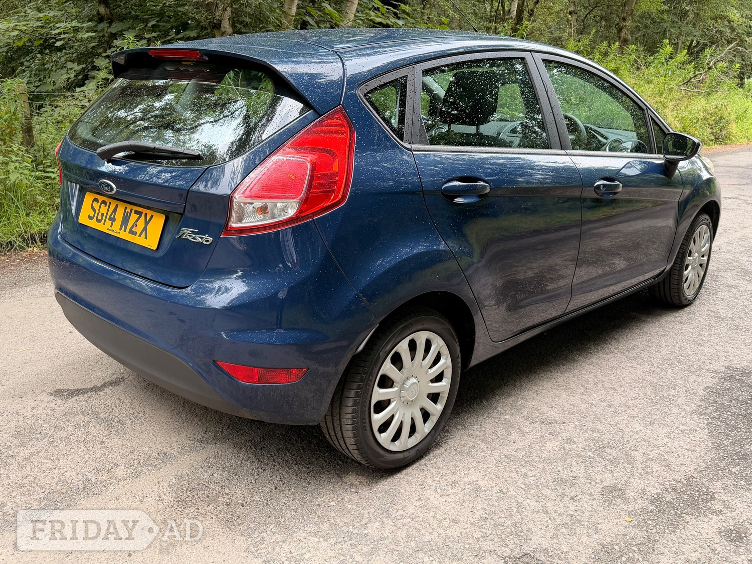 [ berth ]Ford Fiesta