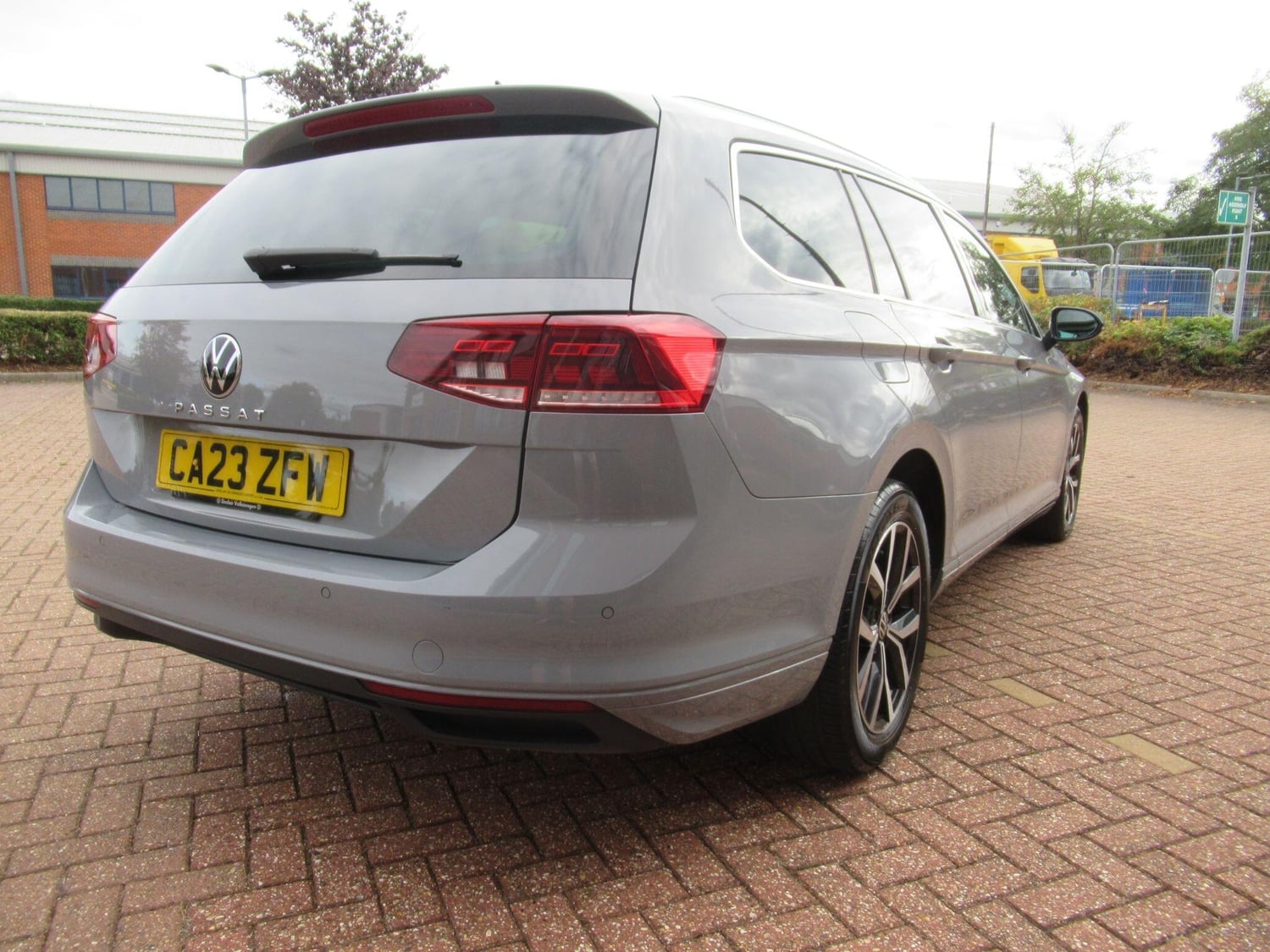 [ berth ]Volkswagen Passat