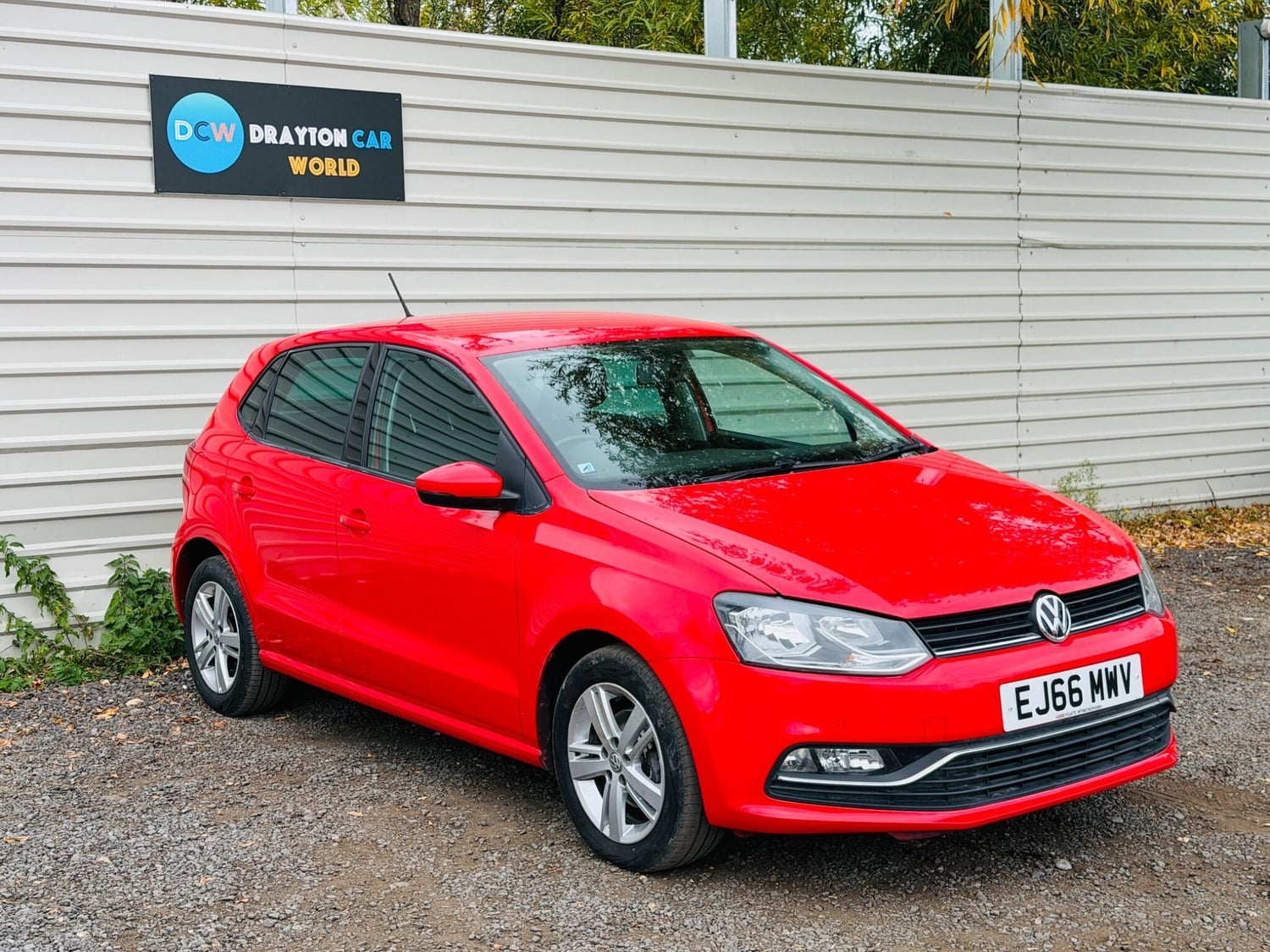 Volkswagen Polo 2016 - Cars in Hillingdon
