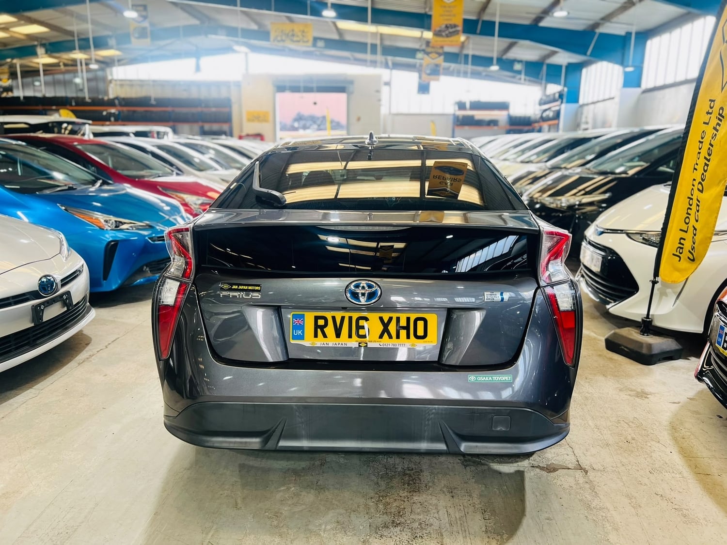 Toyota Prius 2016 - Cars in Birmingham