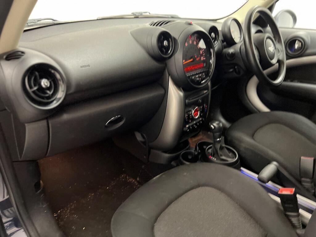 Mini Countryman 2016 - Cars in Brent