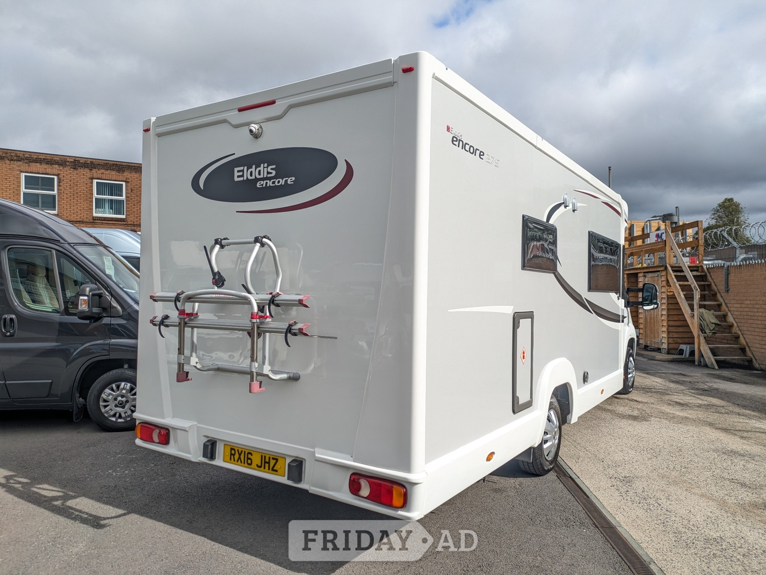 [ berth ]Elddis Encore 275