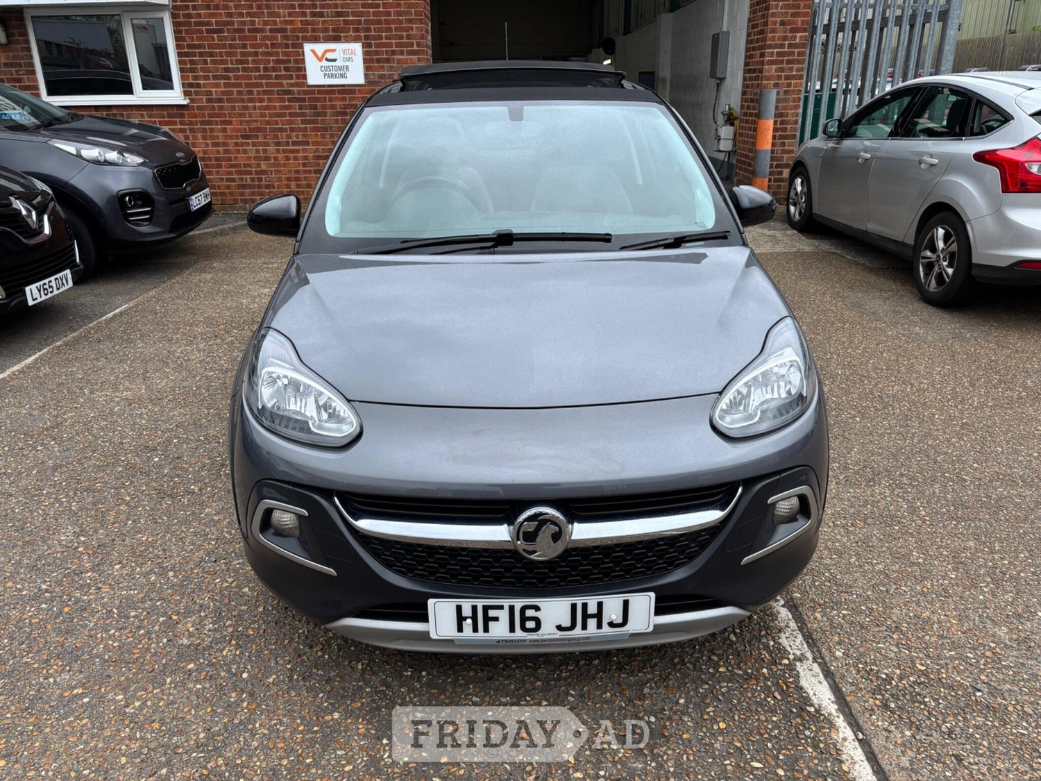 [ berth ]Vauxhall Adam