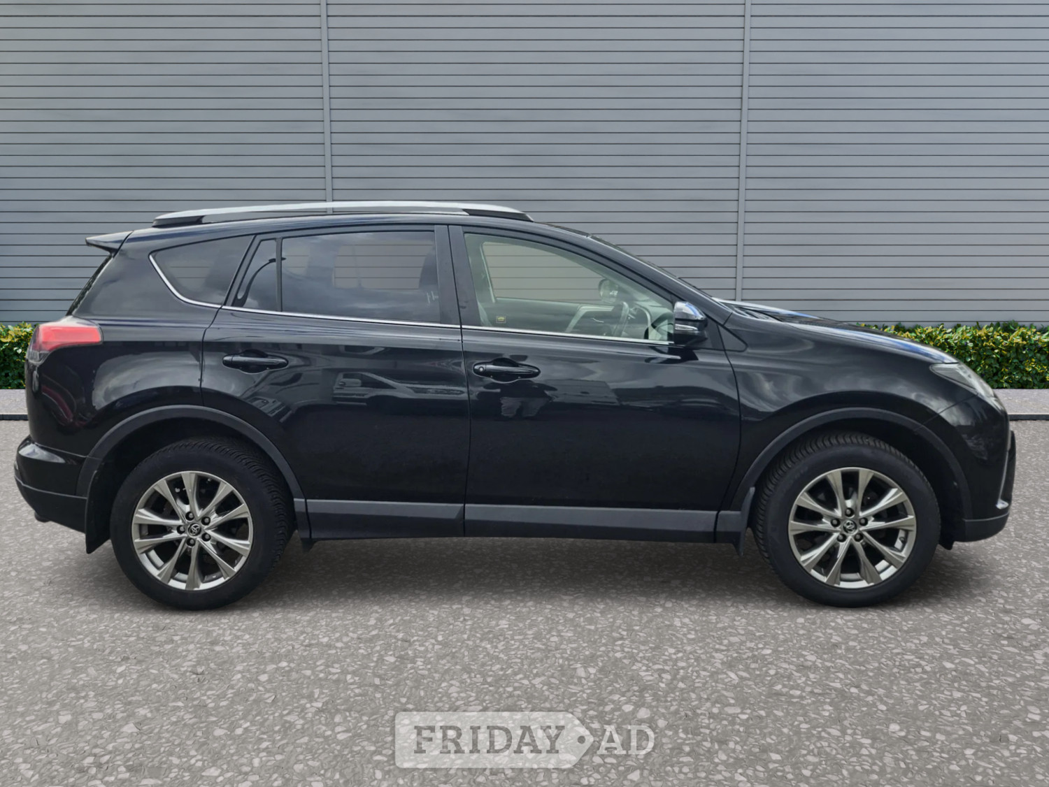 Toyota RAV4 2016 - Cars in Bathgate