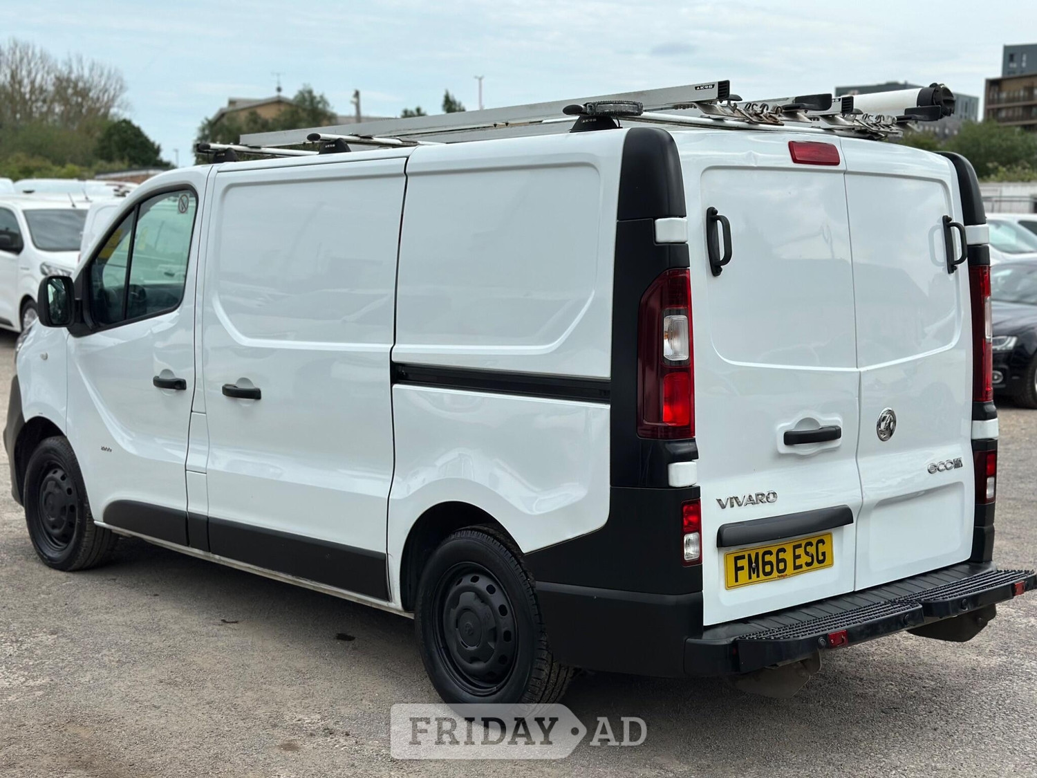 Vauxhall Vivaro 2017 - Vans & Commercial Vehicles