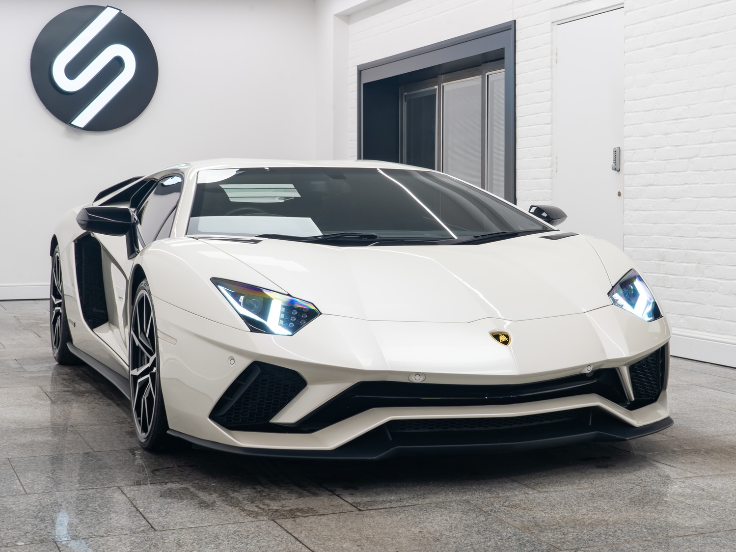 Lamborghini Aventador Brighton
